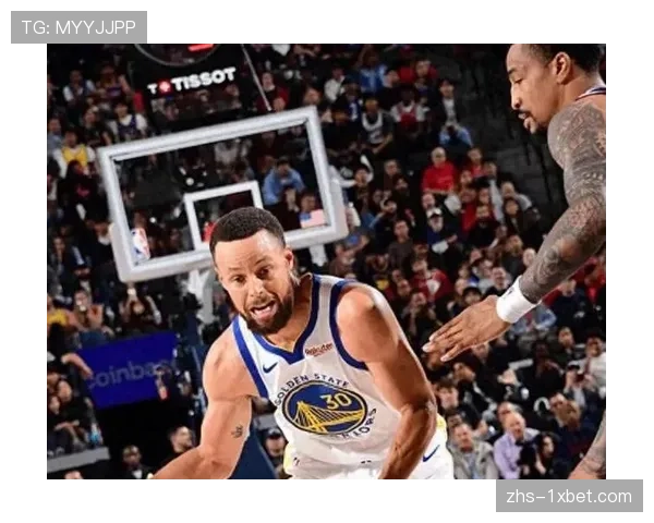 勇士126-121击败快船，克里斯·邓恩本赛季保持全勤